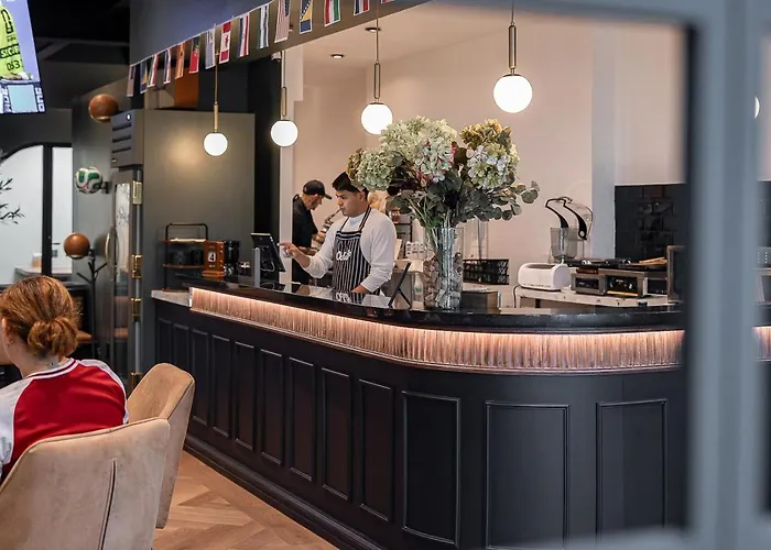 The Jungle Loft Tropical Comfort-centric W/kitchen Apartamento